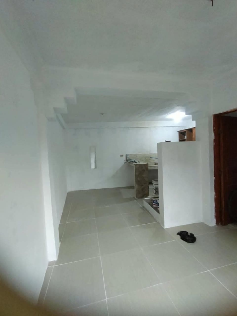 9k monthly one month advance one month deposit. Tagle compound location back of seaoil gas station p... - photo 3