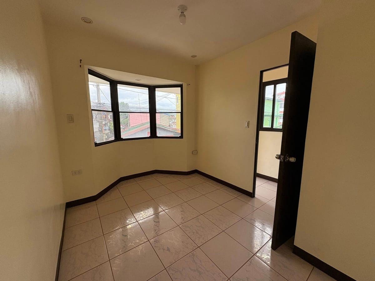 2 Storey House for RENT - photo 2