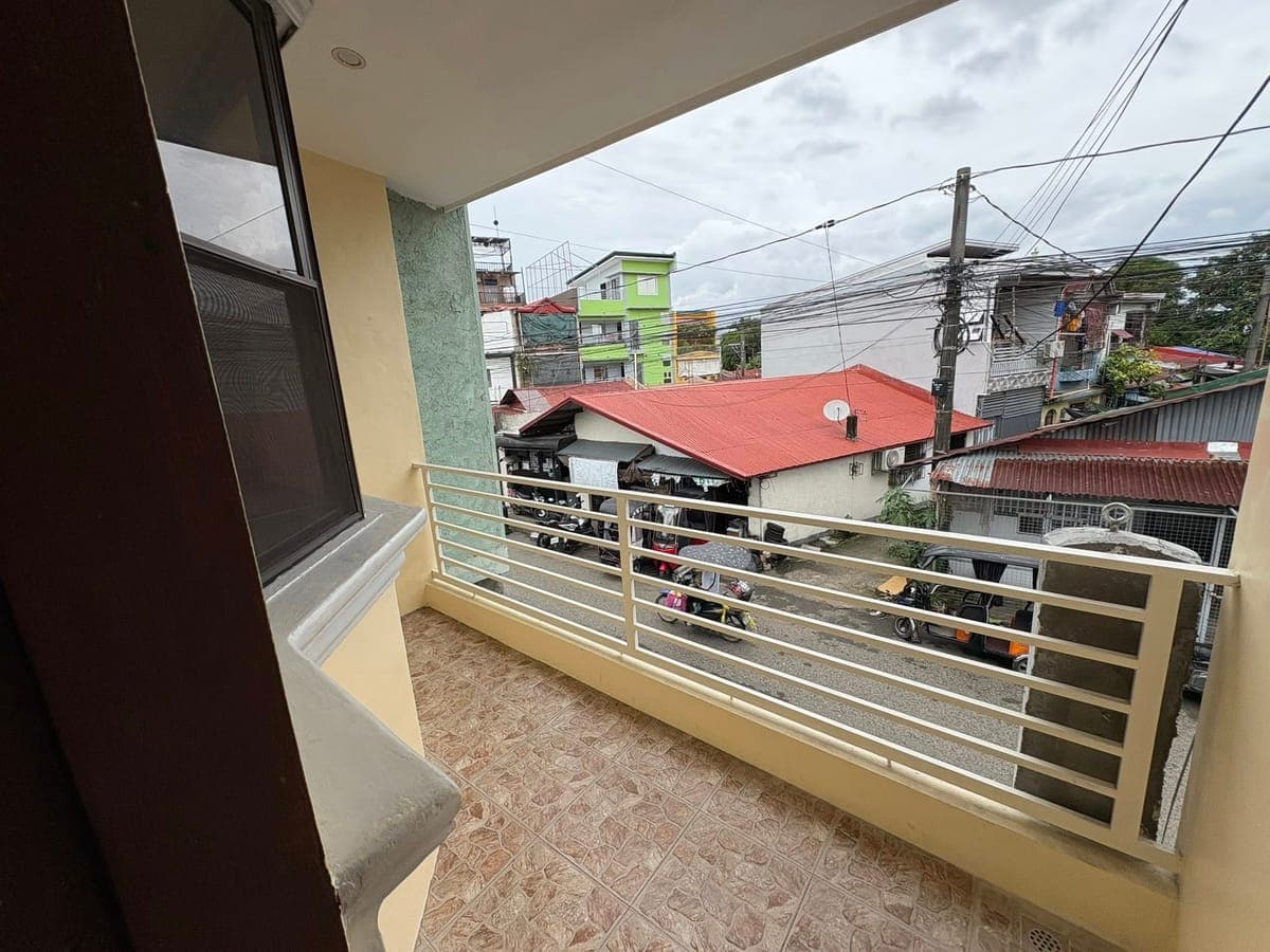 2 Storey House for RENT - photo 4