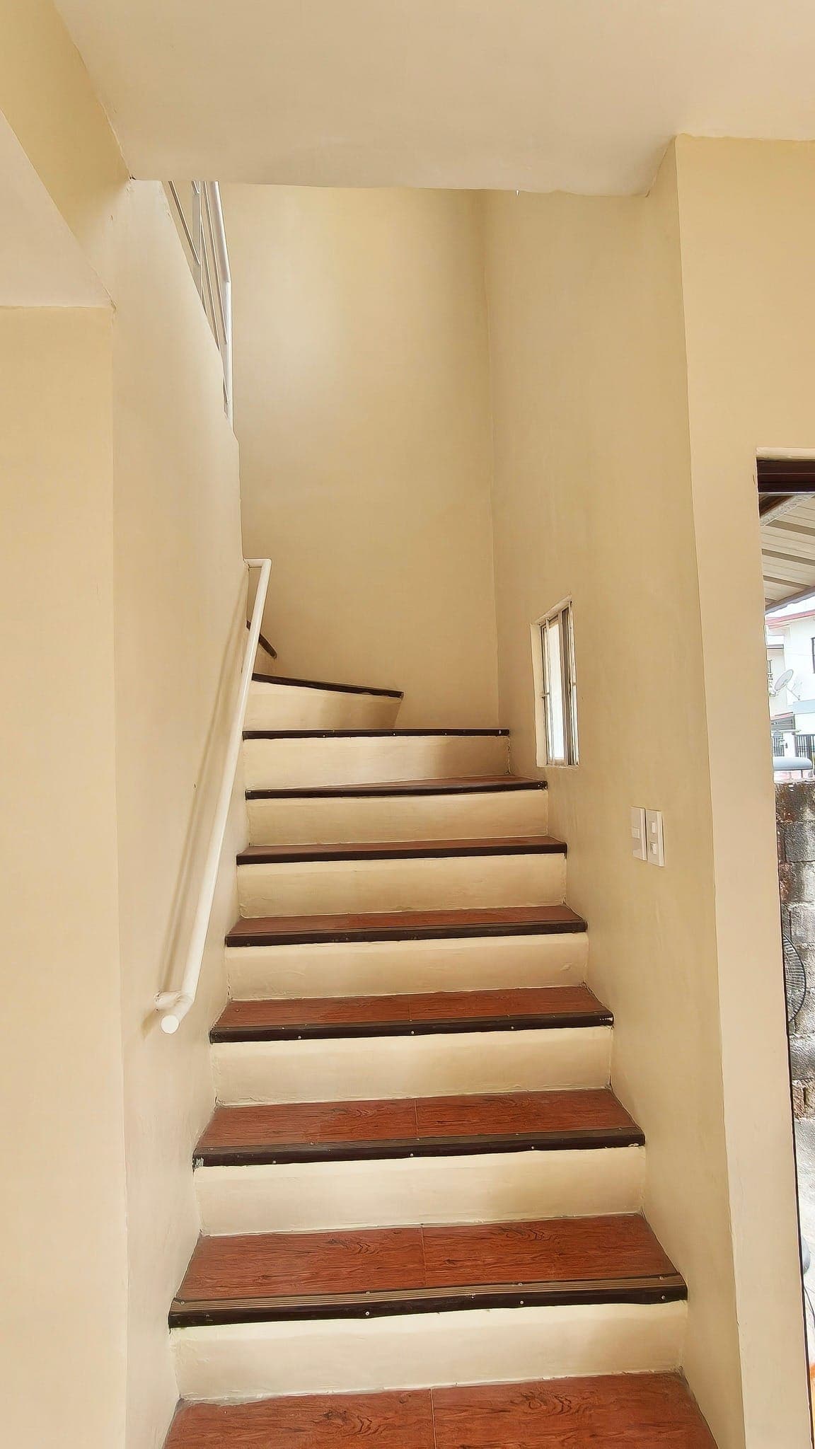 HOUSE FOR RENT: Lancaster Village 1 Imus Cavite near CAVITEX to Makati. - photo 1