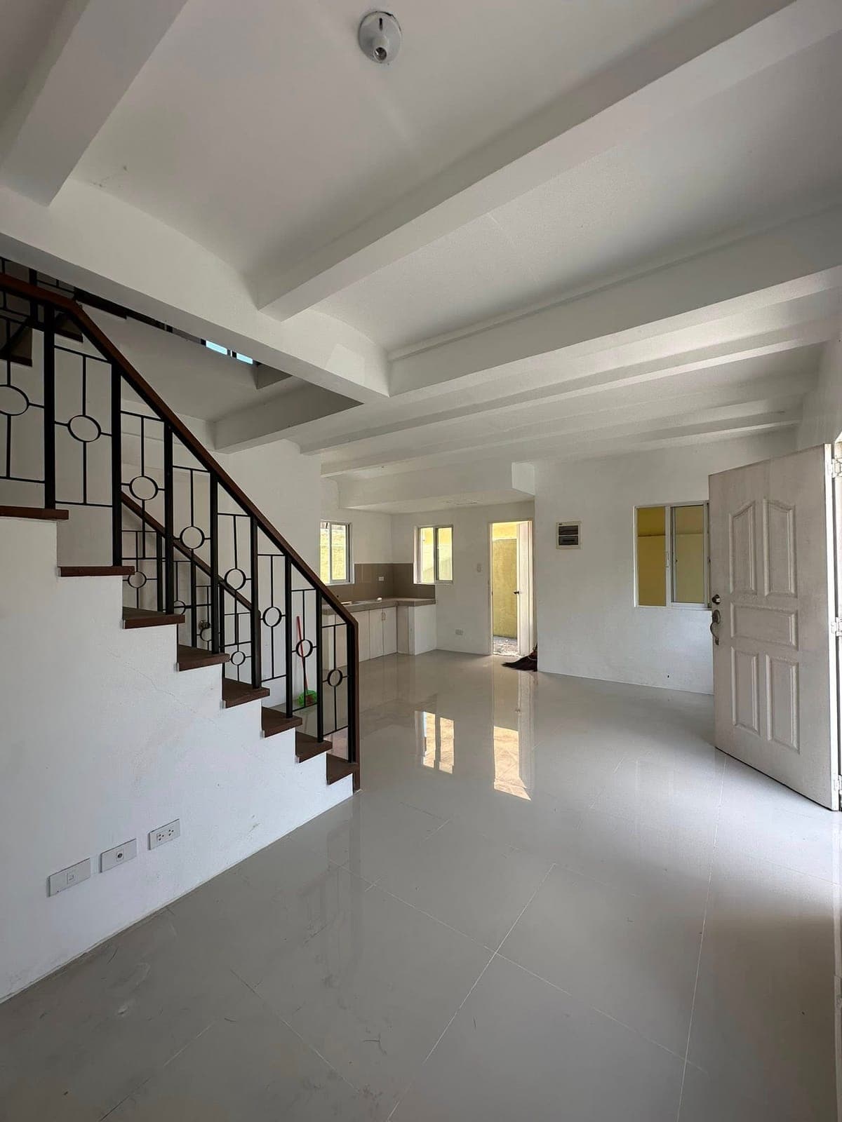 House for rent - photo 9