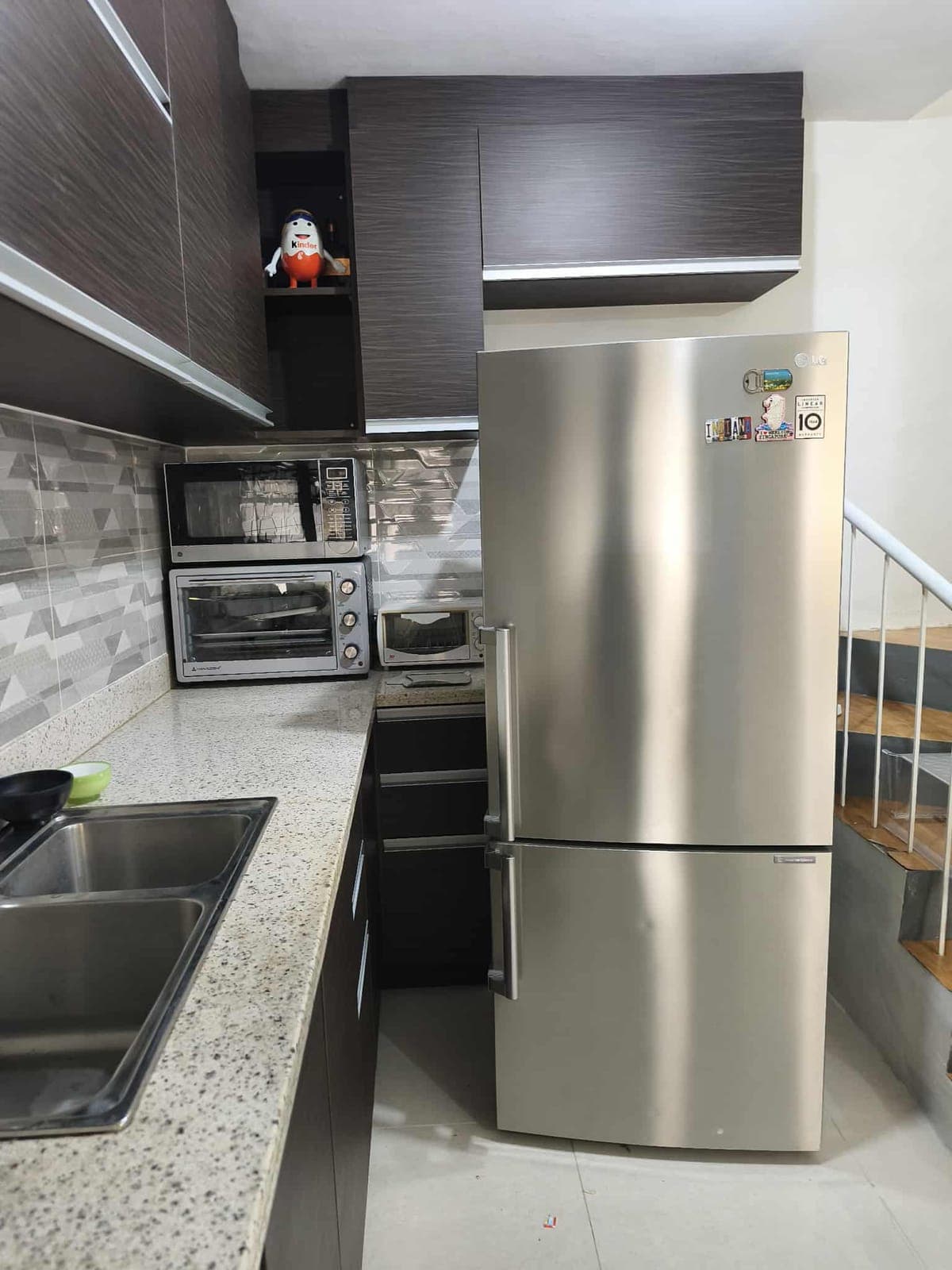 𝗣𝗢𝗦𝗧𝗜𝗡𝗚 𝗙𝗢𝗥 𝗔 𝗥𝗘𝗟𝗔𝗧𝗜𝗩𝗘 - photo 5