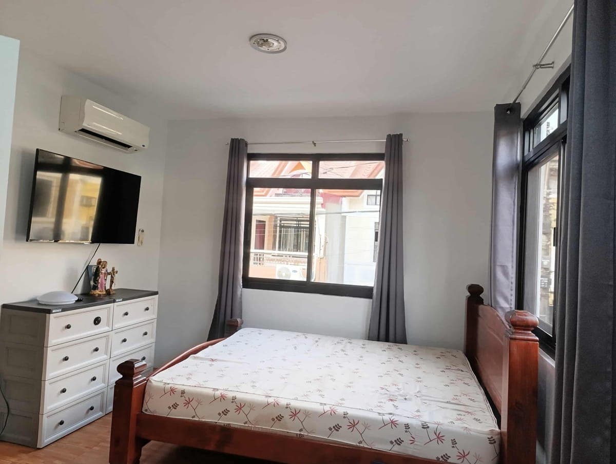 𝗣𝗢𝗦𝗧𝗜𝗡𝗚 𝗙𝗢𝗥 𝗔 𝗥𝗘𝗟𝗔𝗧𝗜𝗩𝗘 - photo 6