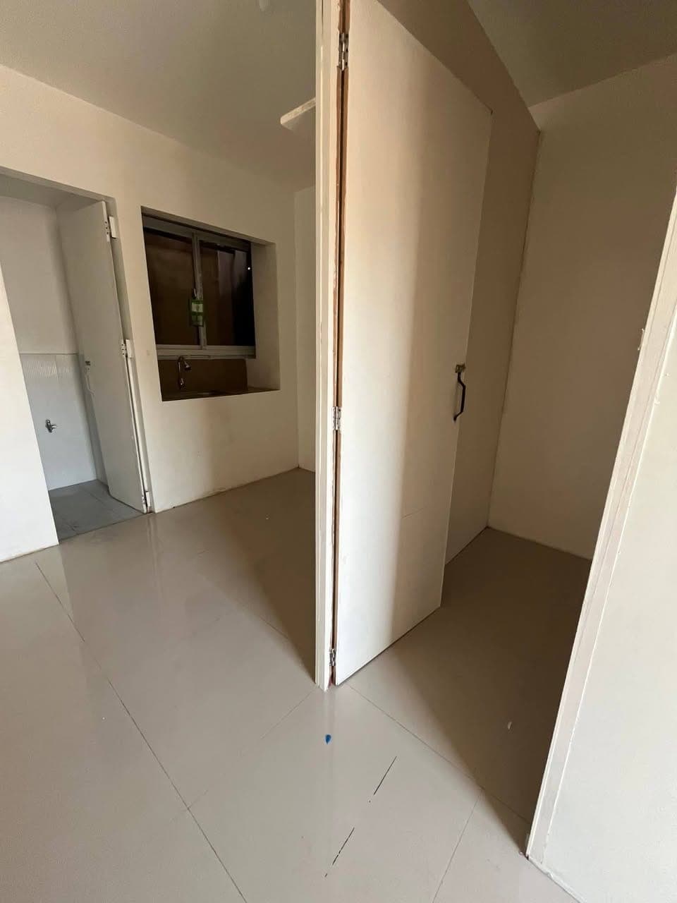 APARTMENT FOR RENT - photo 2