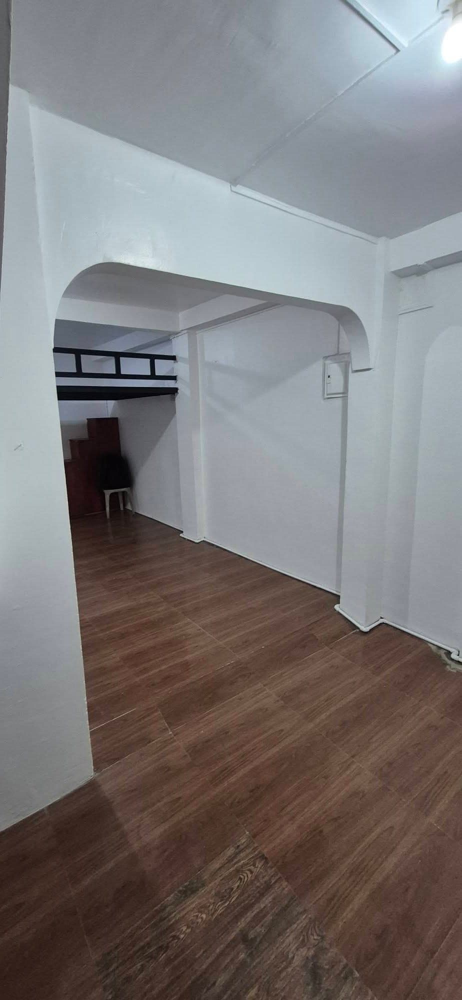 HOUSE FOR RENT - photo 1