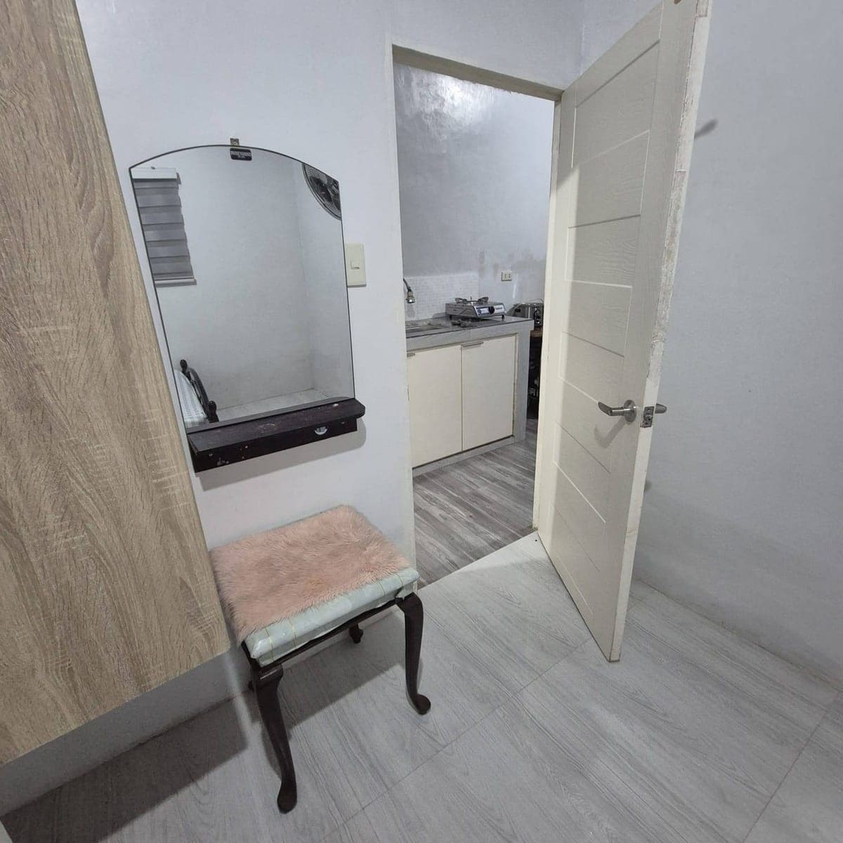 House for rent available May 1 onwards - photo 6