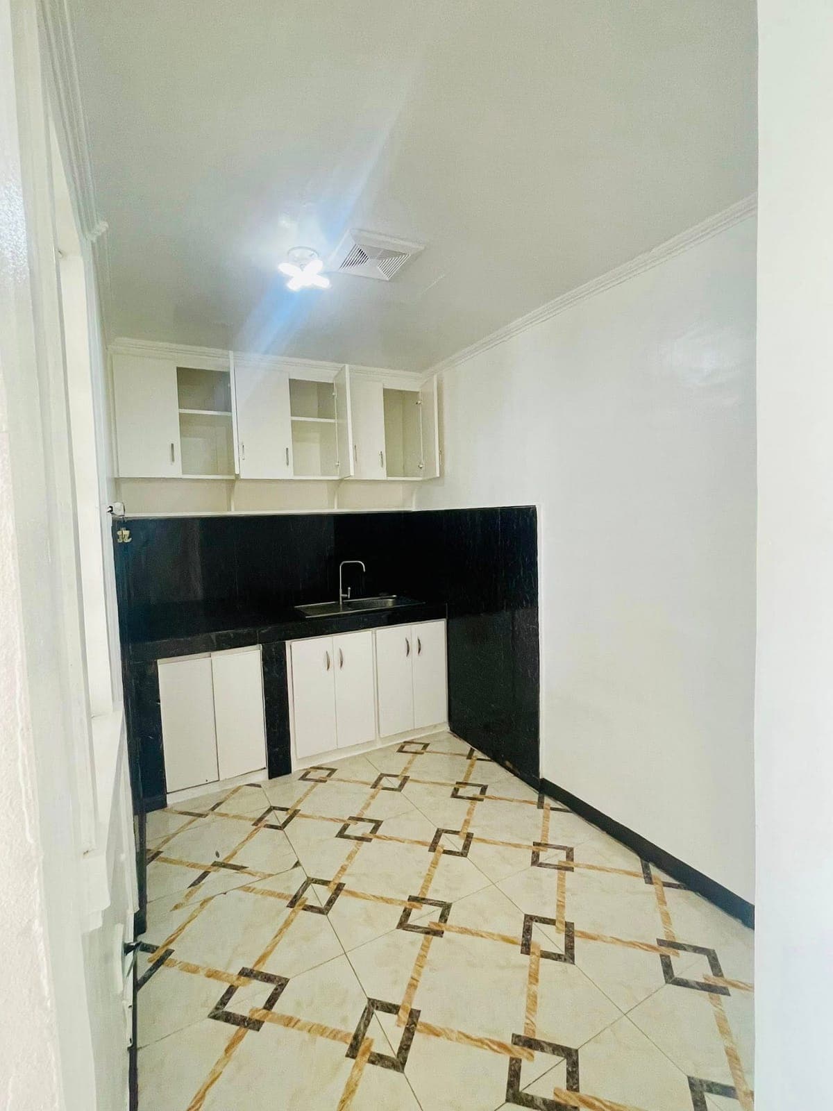 HOUSE FOR RENT IN STA. ROSA HEIGHTS / AVAILABLE ON 1st WEEK OF JUNE 2026 - photo 11