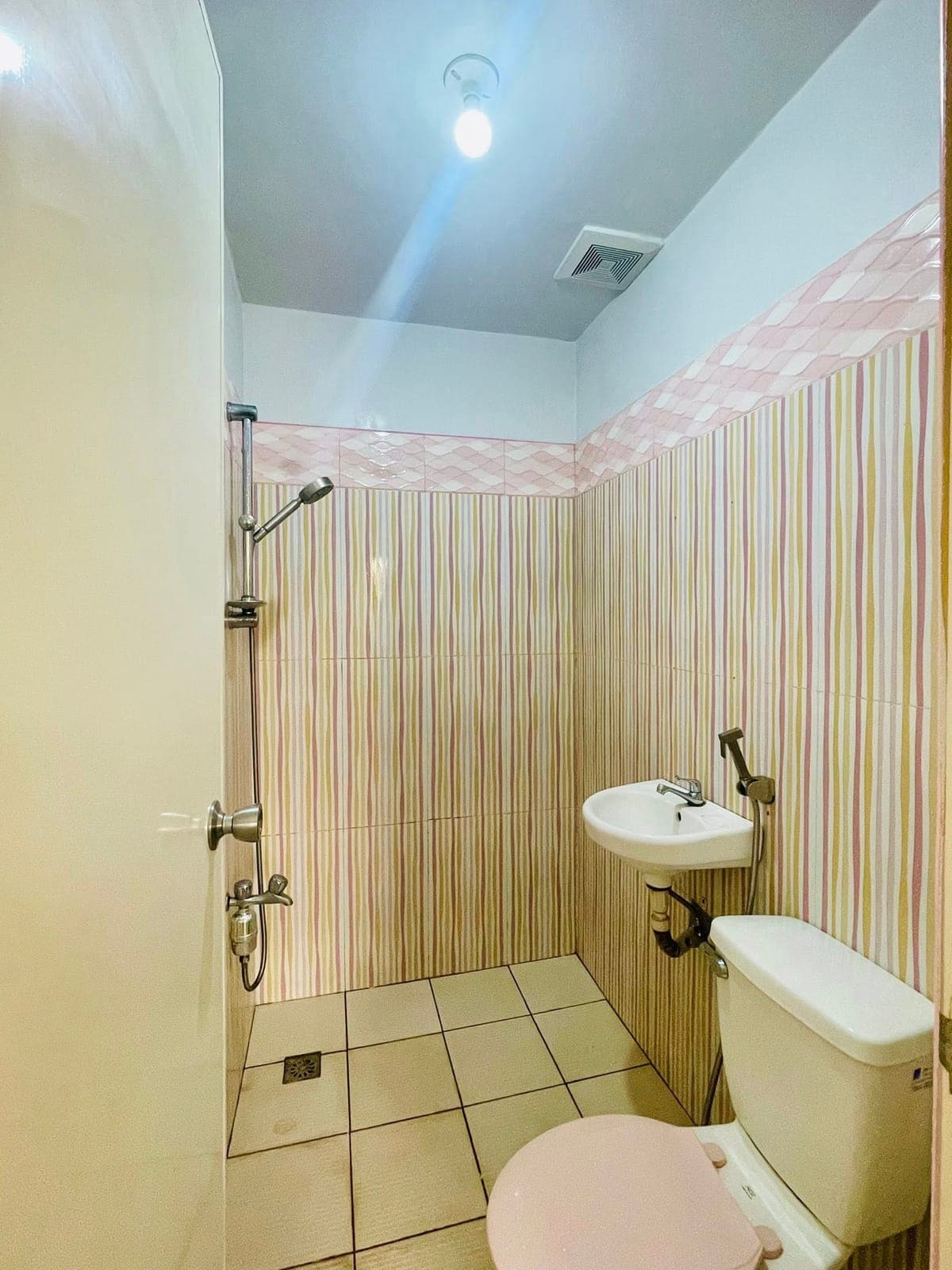 HOUSE FOR RENT IN STA. ROSA HEIGHTS / AVAILABLE ON 1st WEEK OF JUNE 2026 - photo 3