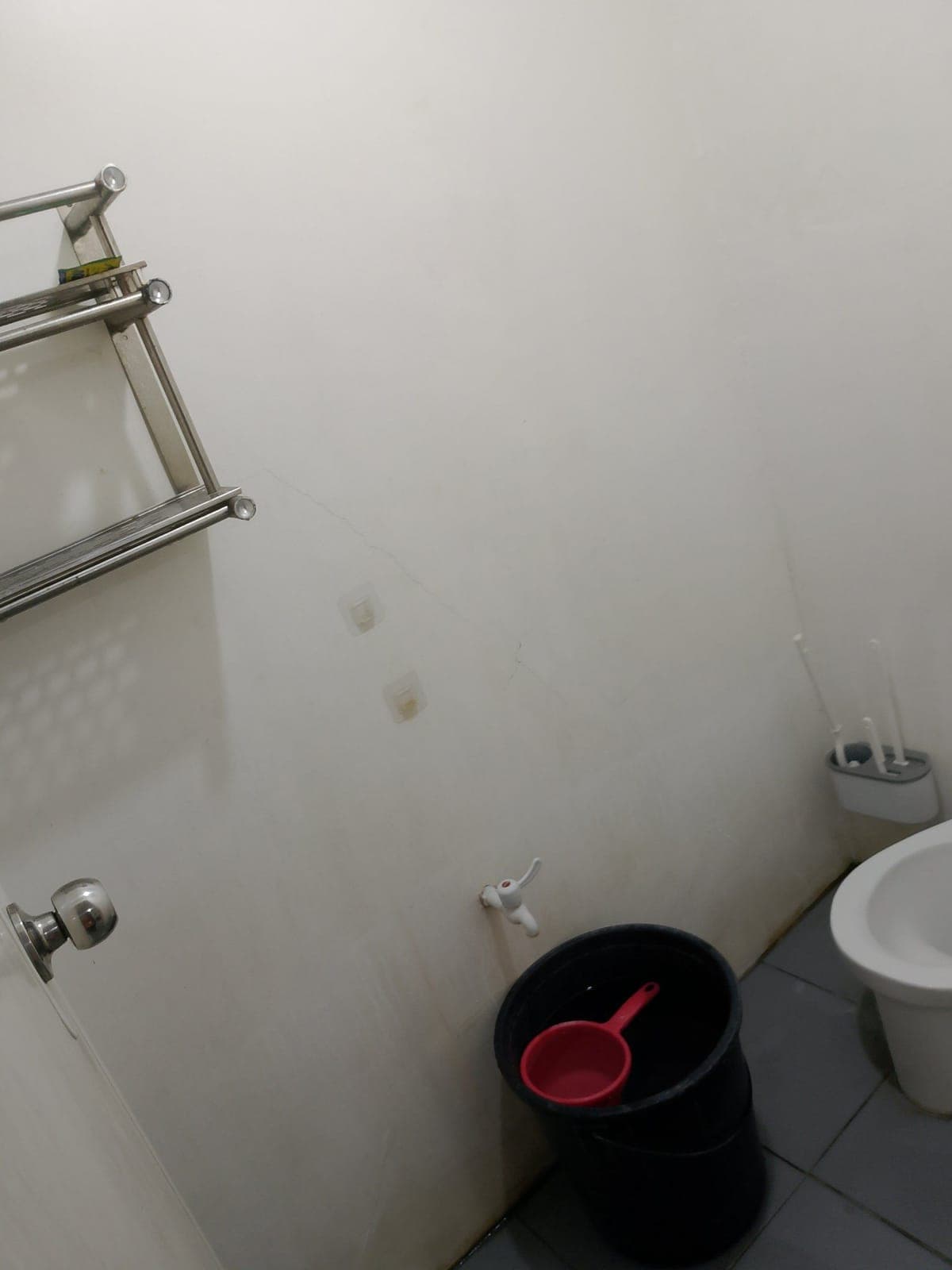 studio type for rent 4500 kasama na ang tubig - photo 4