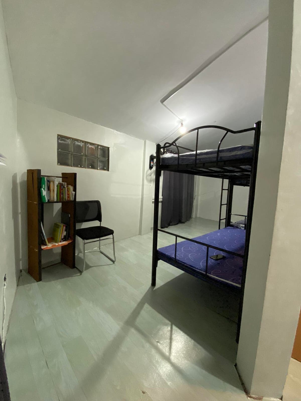 BEDSPACE & ROOM FOR RENT AVAILABLE! Inquire now! - photo 4