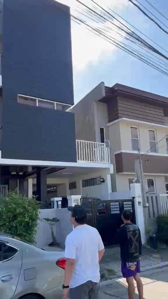 MODERN HOUSE FOR RENT - photo 1