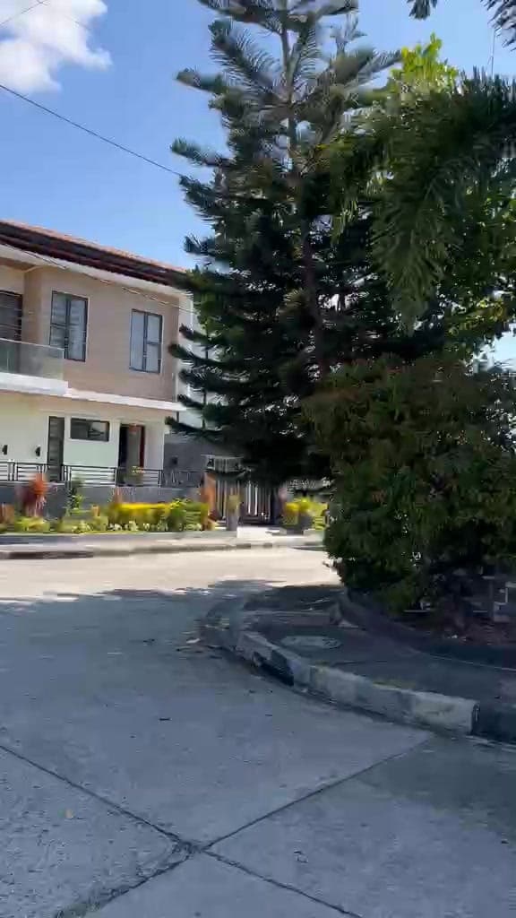 House for Rent 6 Bedrooms 5 Toilet - photo 2