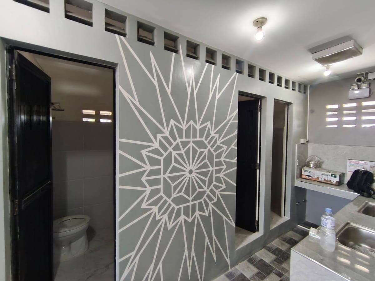 Newly Built - photo 2
