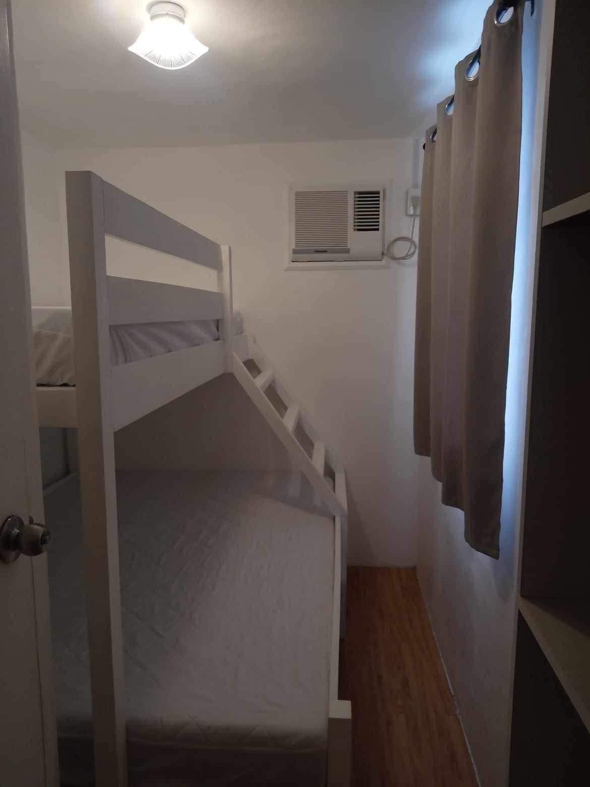 Beautiful minimalist house for rent in a secured, quiet and peaceful neighbourhood - photo 5