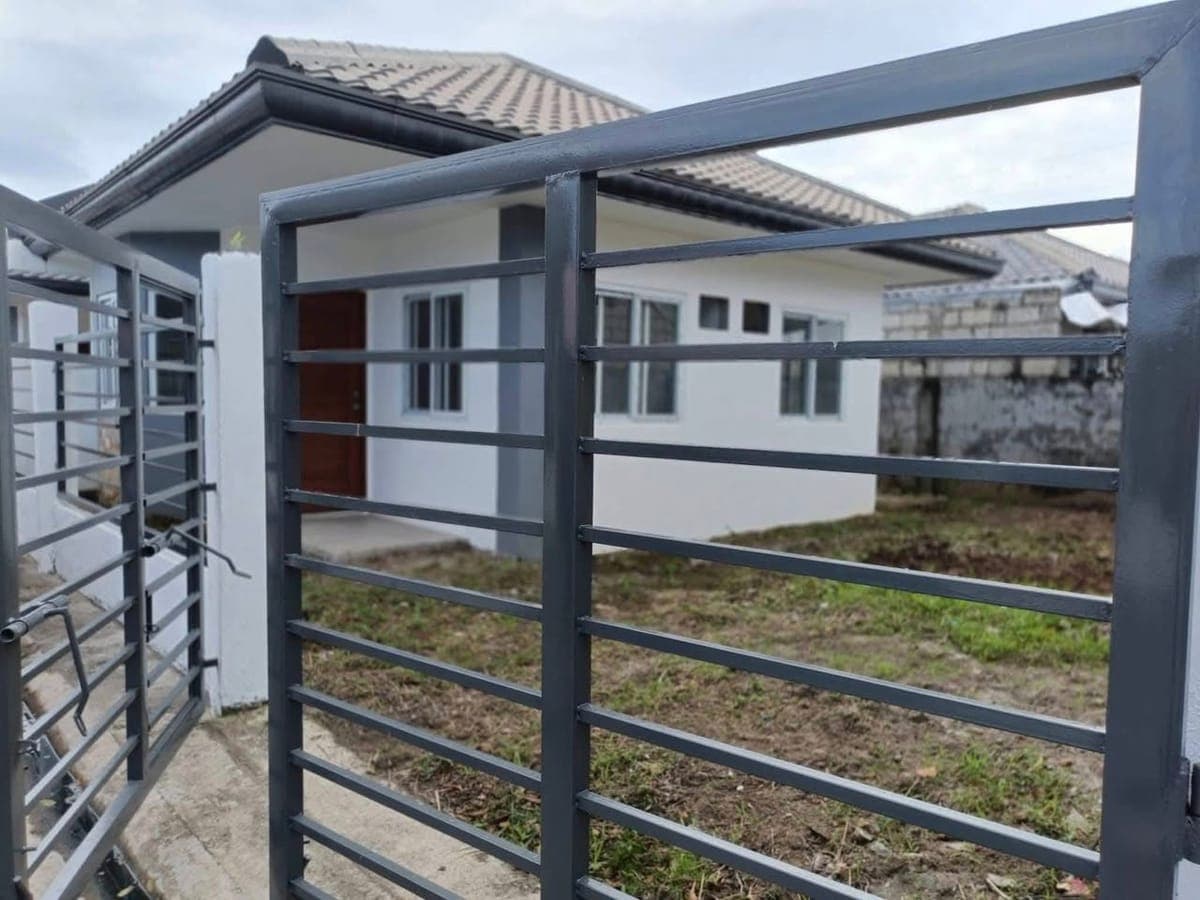 ❗️House for Rent ❗️ - photo 1