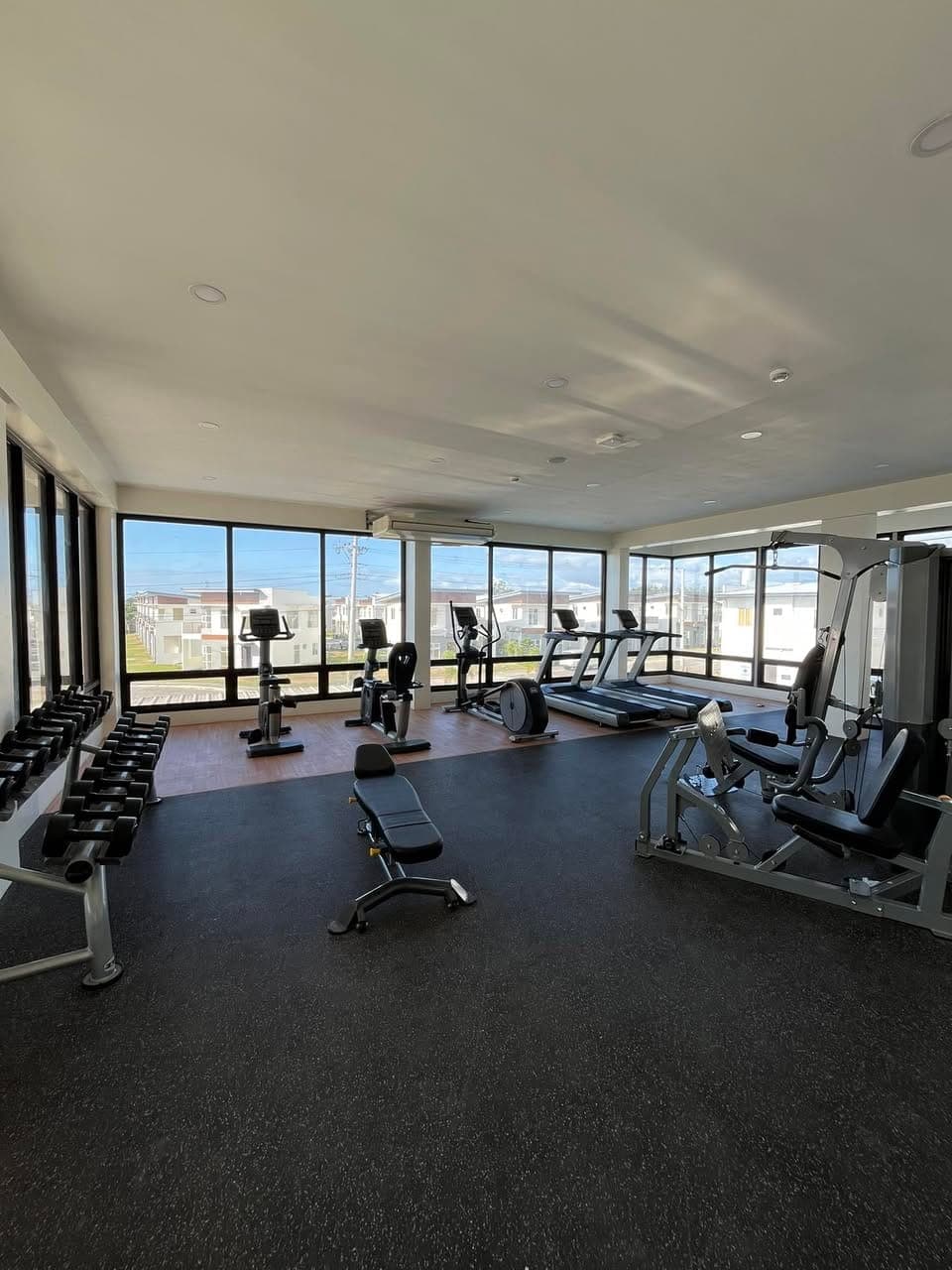 HOUSE FOR RENT – Fully Furnished - photo 3