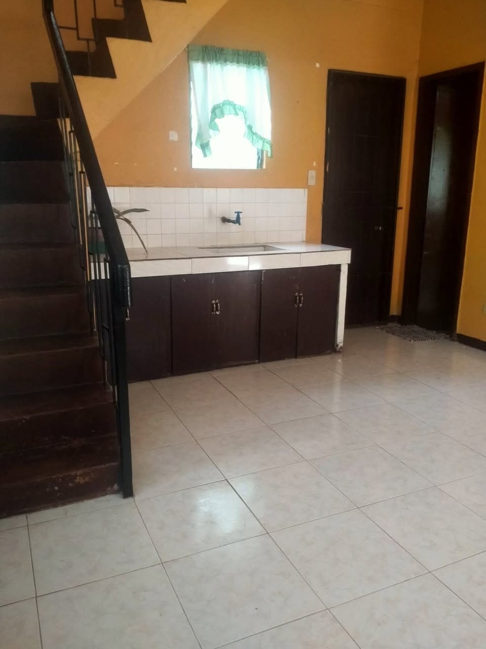 ONE-UNIT APARTMENT FOR RENT !!! ASAP! - photo 5