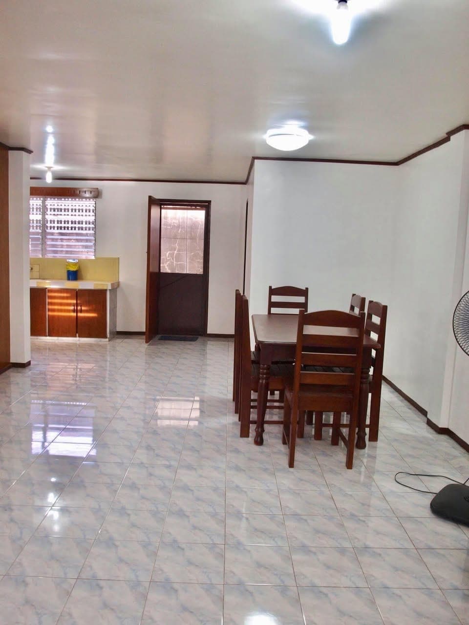 2 BEDS/1 BATH House for rent in Mandalagan, Bacolod City - photo 3