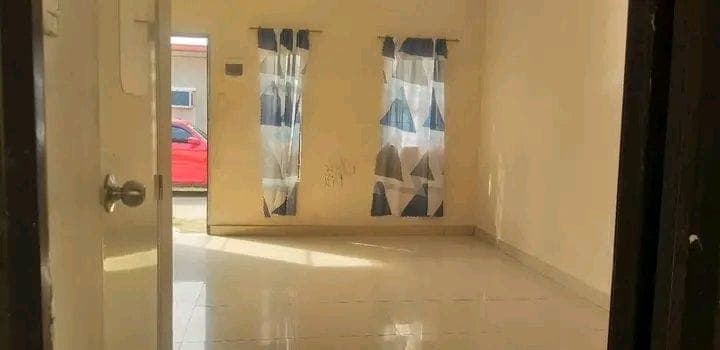 House for rent - photo 1