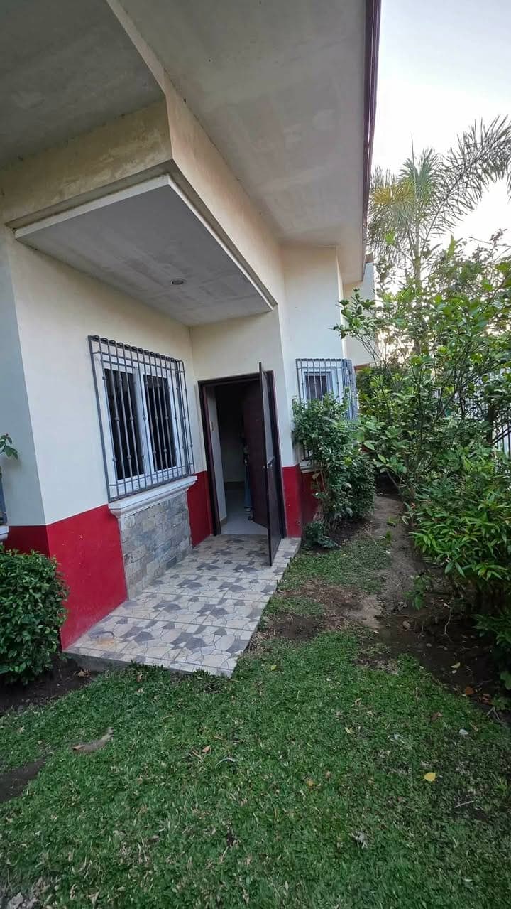 🏠 2-STOREY HOUSE FOR RENT - photo 2