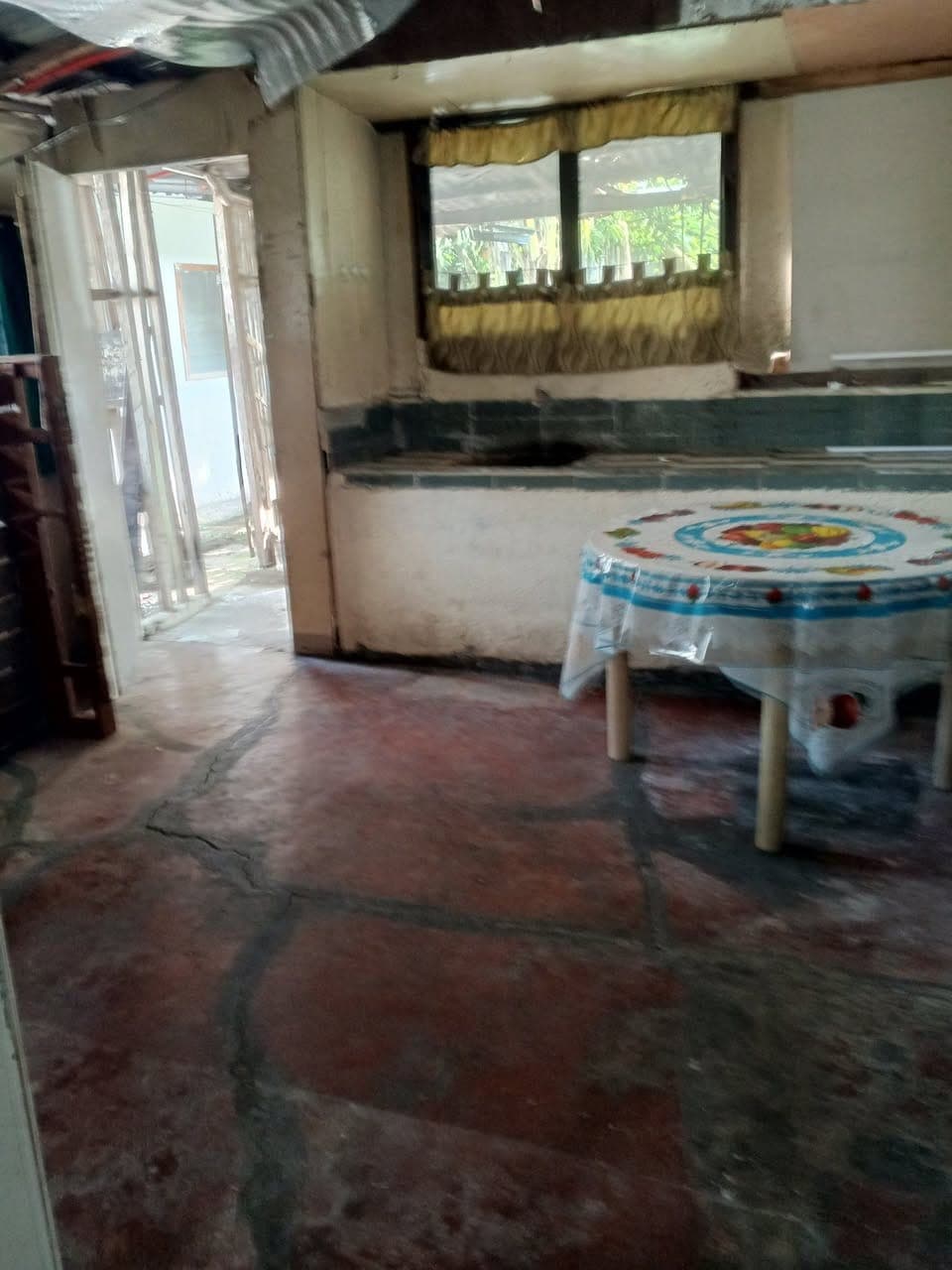 Room for rent it's 4k with kitchen,own cr - photo 3