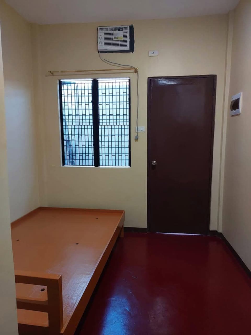 ROOM FOR RENT!! - photo 1