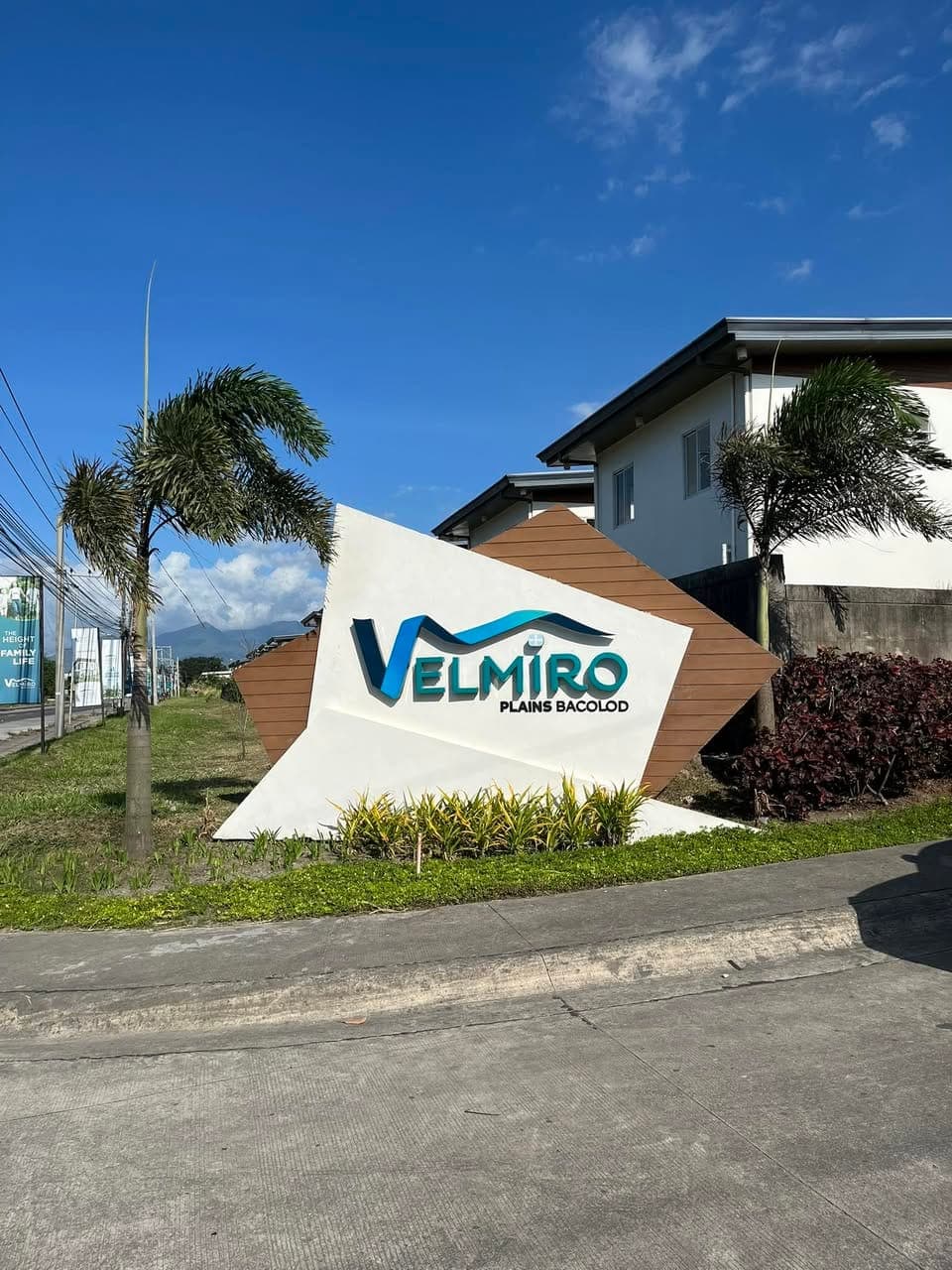 FOR LONG TERM RENT ONLY - photo 1