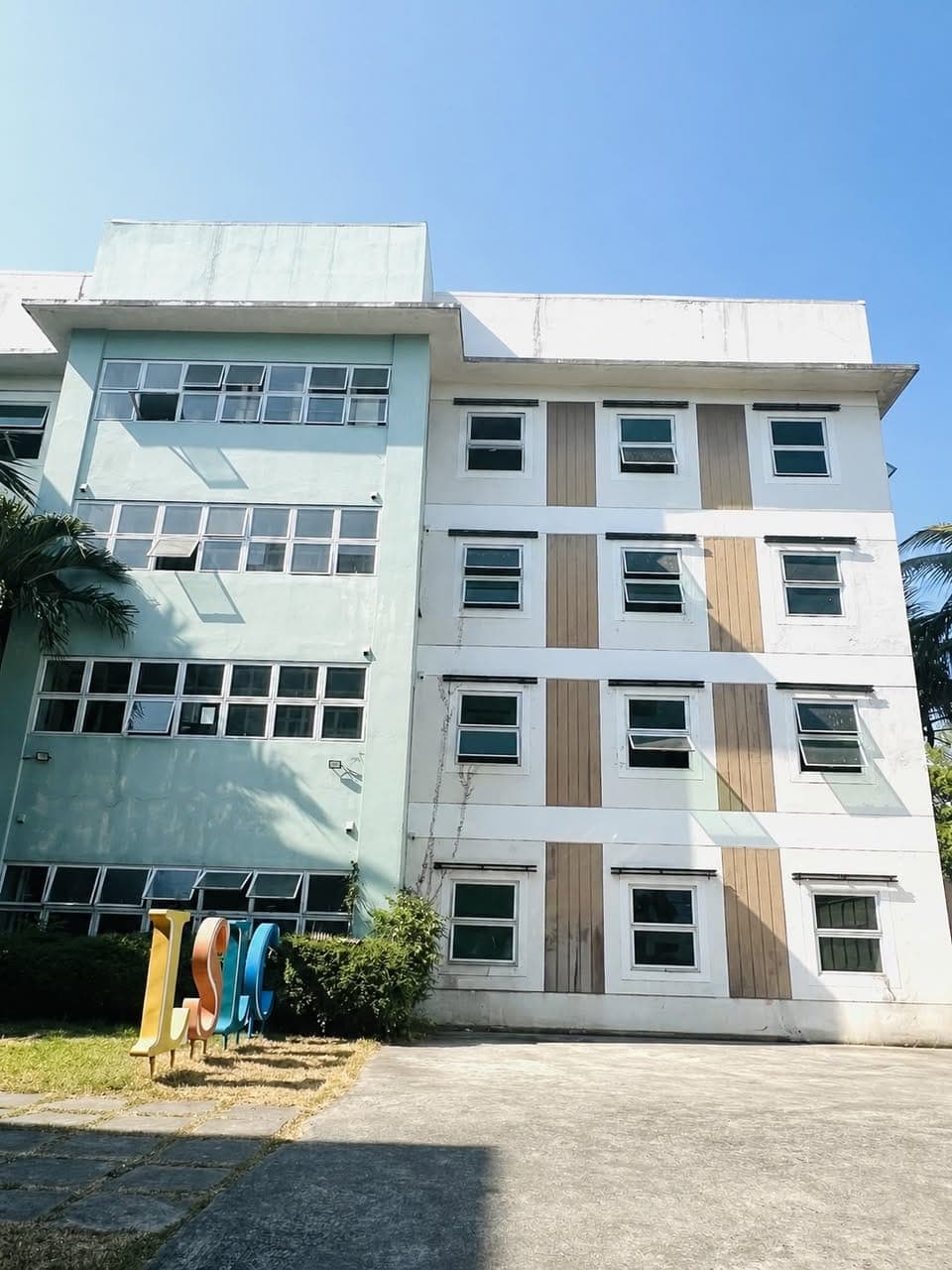 ✨ROOM FOR RENT – PRIME LOCATION NEAR LA SALLE ✨ - photo 1