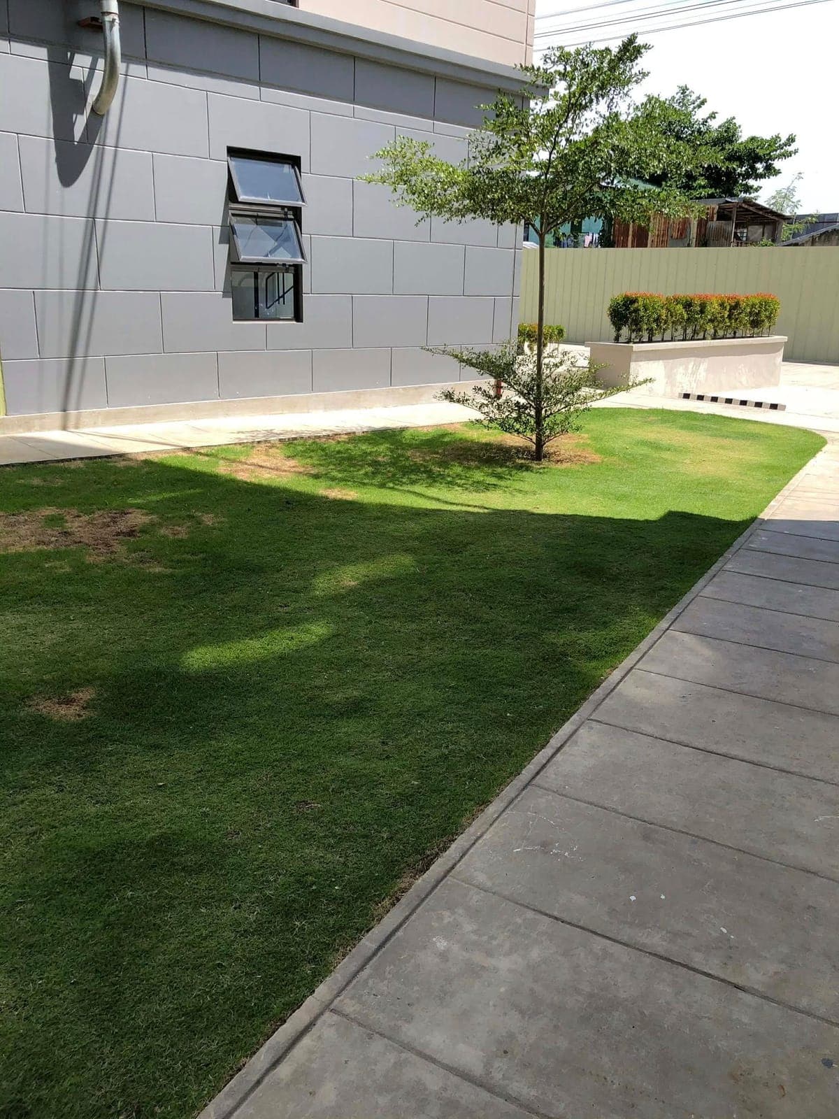 🏡 Fully Furnished | Ready to Move In Anytime - photo 9