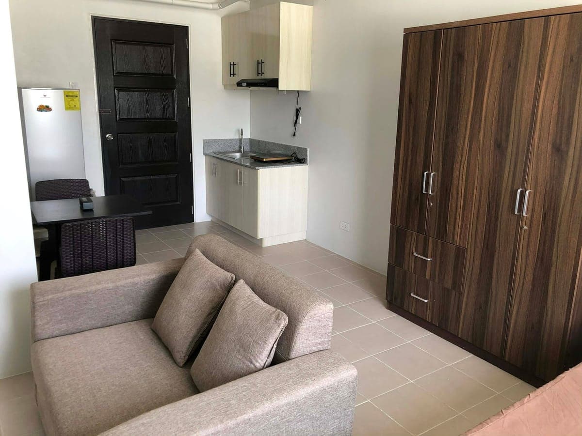 🏡 Fully Furnished | Ready to Move In Anytime - photo 10