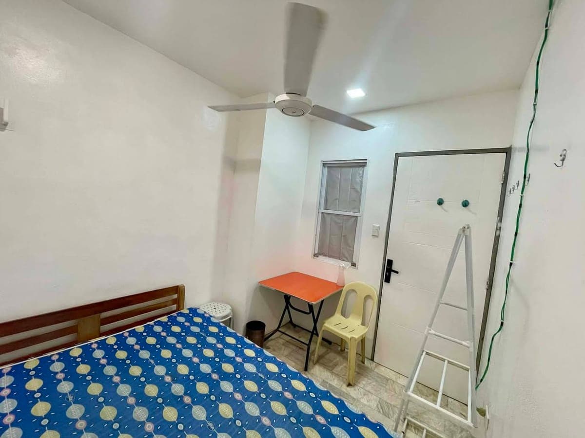 ROOM FOR RENT - photo 2