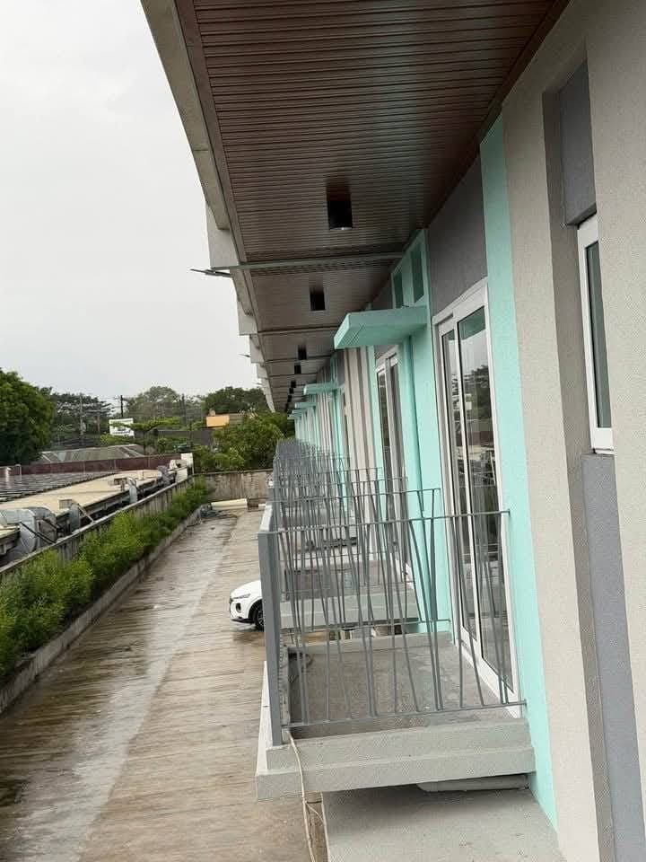 🏡 4 BEDROOM TOWNHOUSE FOR RENT – 💰 ₱35,000/month, Mandalagan, Bacolod📍 Buri Road | Near Robinsonss - photo 2