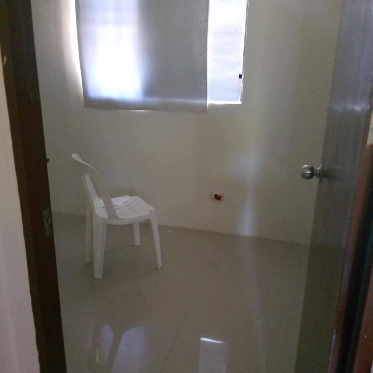 Townhouse for rent or assume!! - photo 2