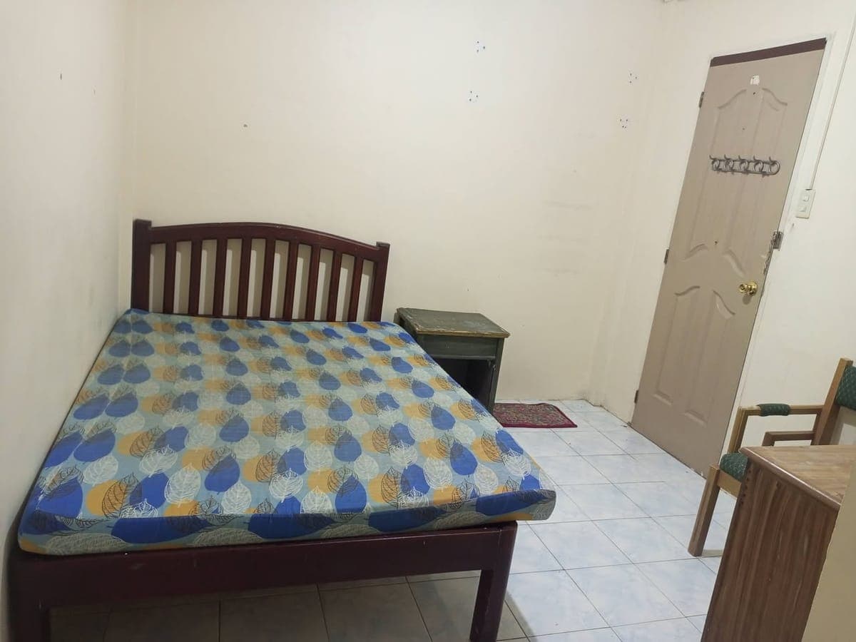 Fully furnished room for rent. With aircon, double size bed, uratex foam, cabinet. Own cr and mini k... - photo 3