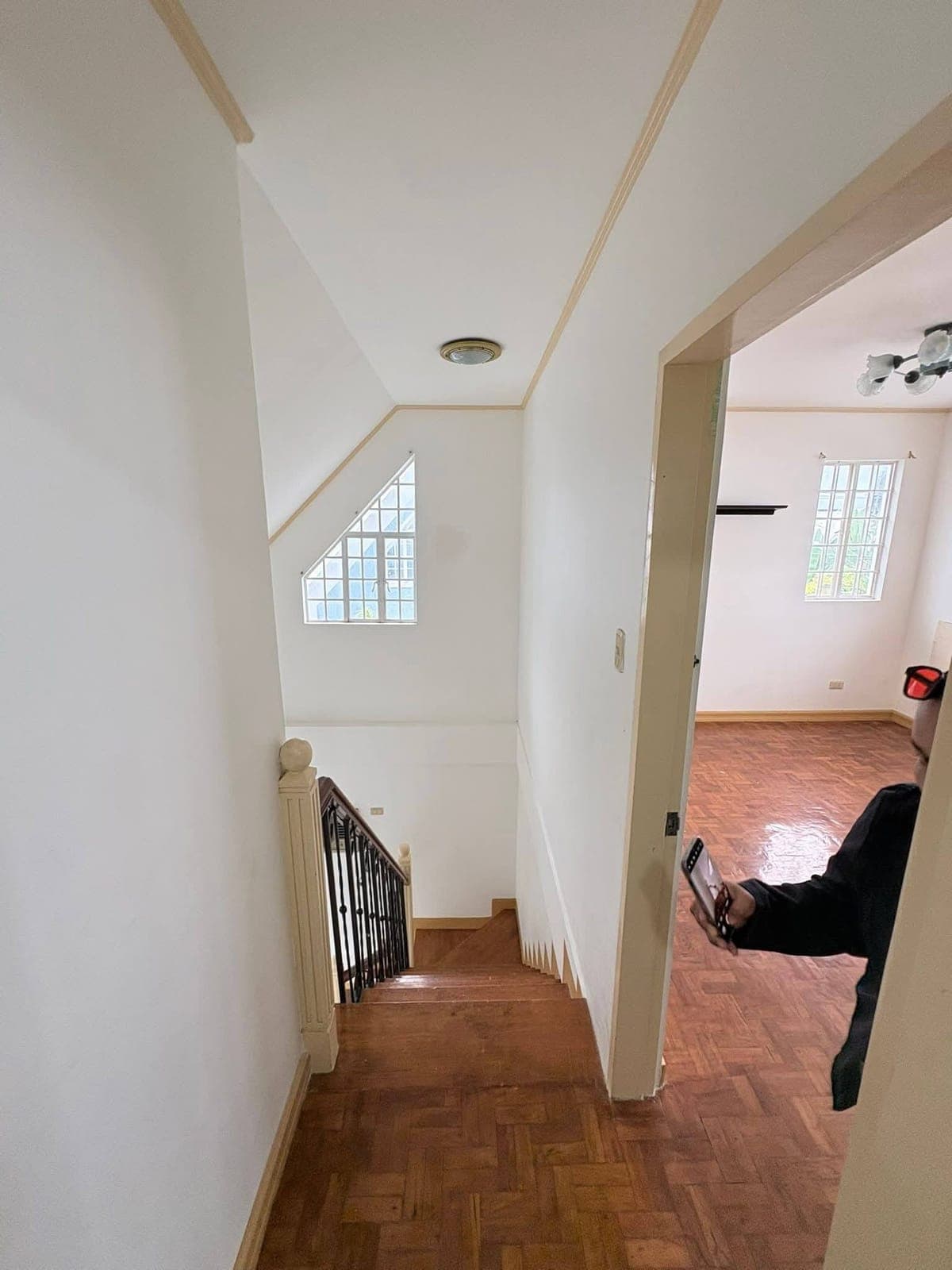 🏡2 storey house For Rent - photo 10