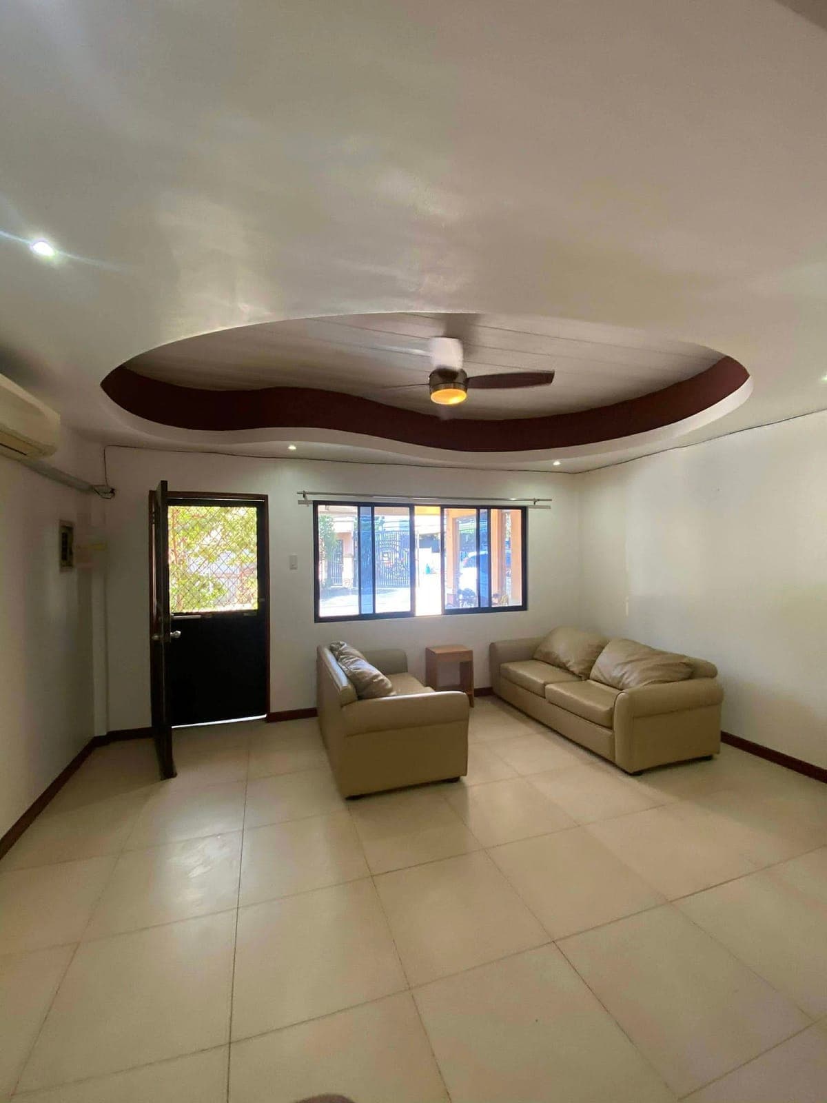 HOUSE FOR RENT - photo 9