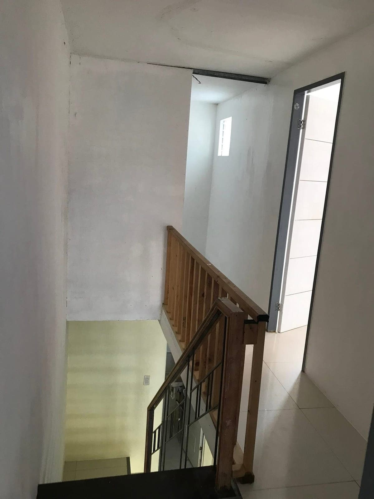 Available End of April but pwede na ma view - photo 11