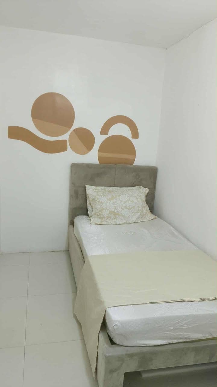 1 room available - photo 5