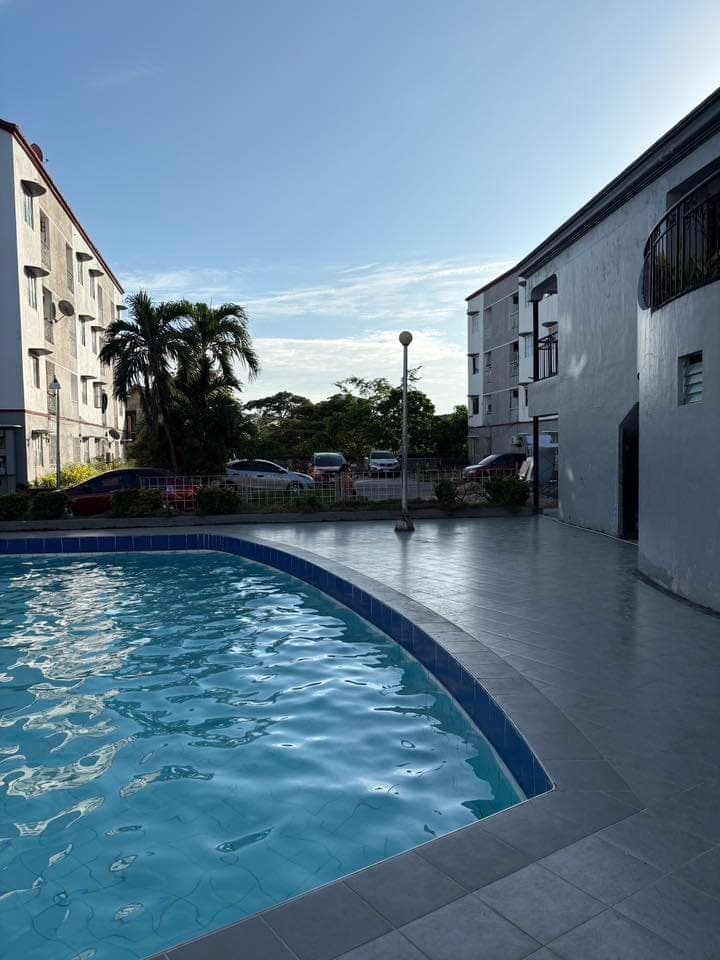 Hello! I have extra place in my condo. I'm looking for a Female housemate. - photo 4