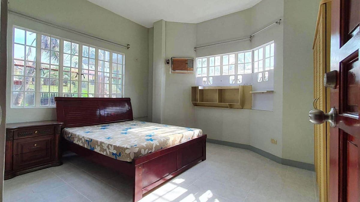 HOUSE FOR RENT 🎉 - photo 1