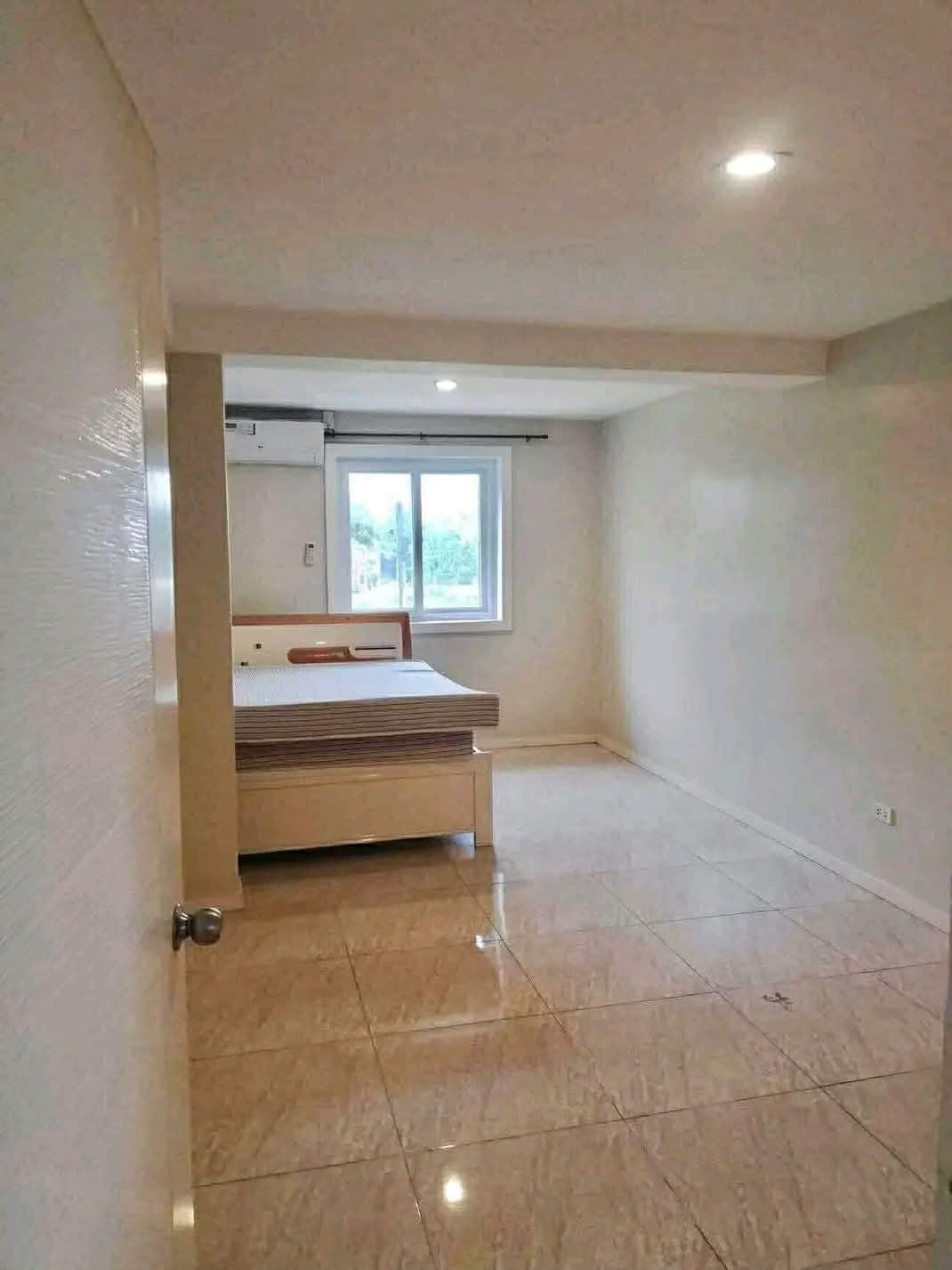 HOUSE FOR RENT - photo 9