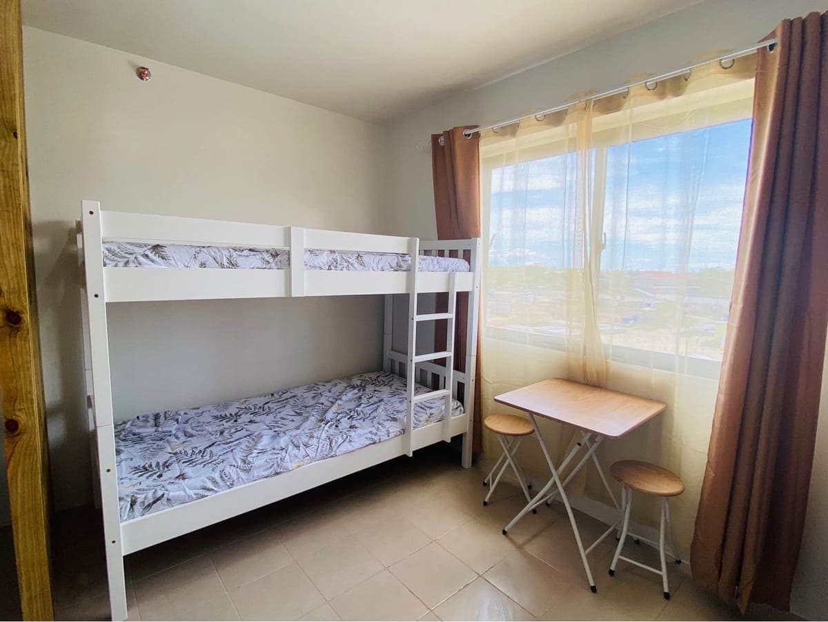 🌴 Fully Furnished Studio for Lease at Plumera Mactan — Pet-Friendly, Ideal for 2 Persons! 🐶🐱 - photo 1