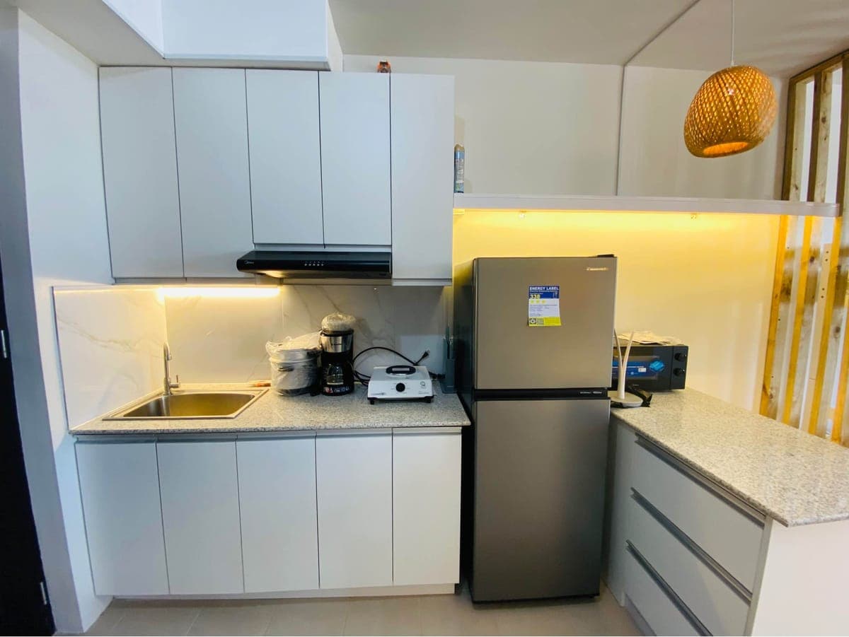 🌴 Fully Furnished Studio for Lease at Plumera Mactan — Pet-Friendly, Ideal for 2 Persons! 🐶🐱 - photo 6