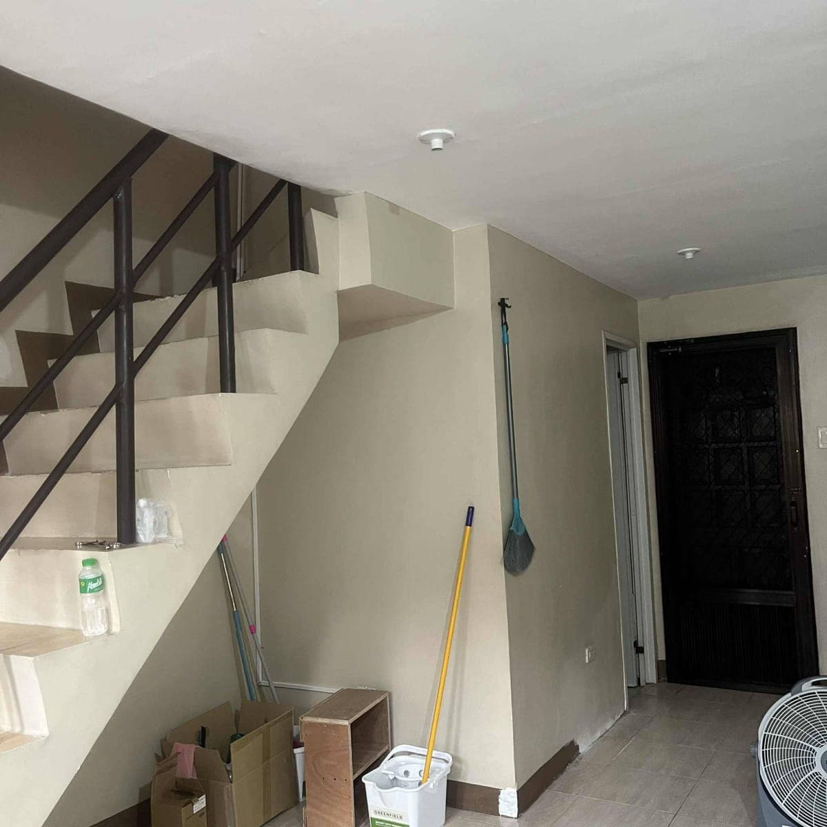 FOR RENT – unfurnished House - photo 1