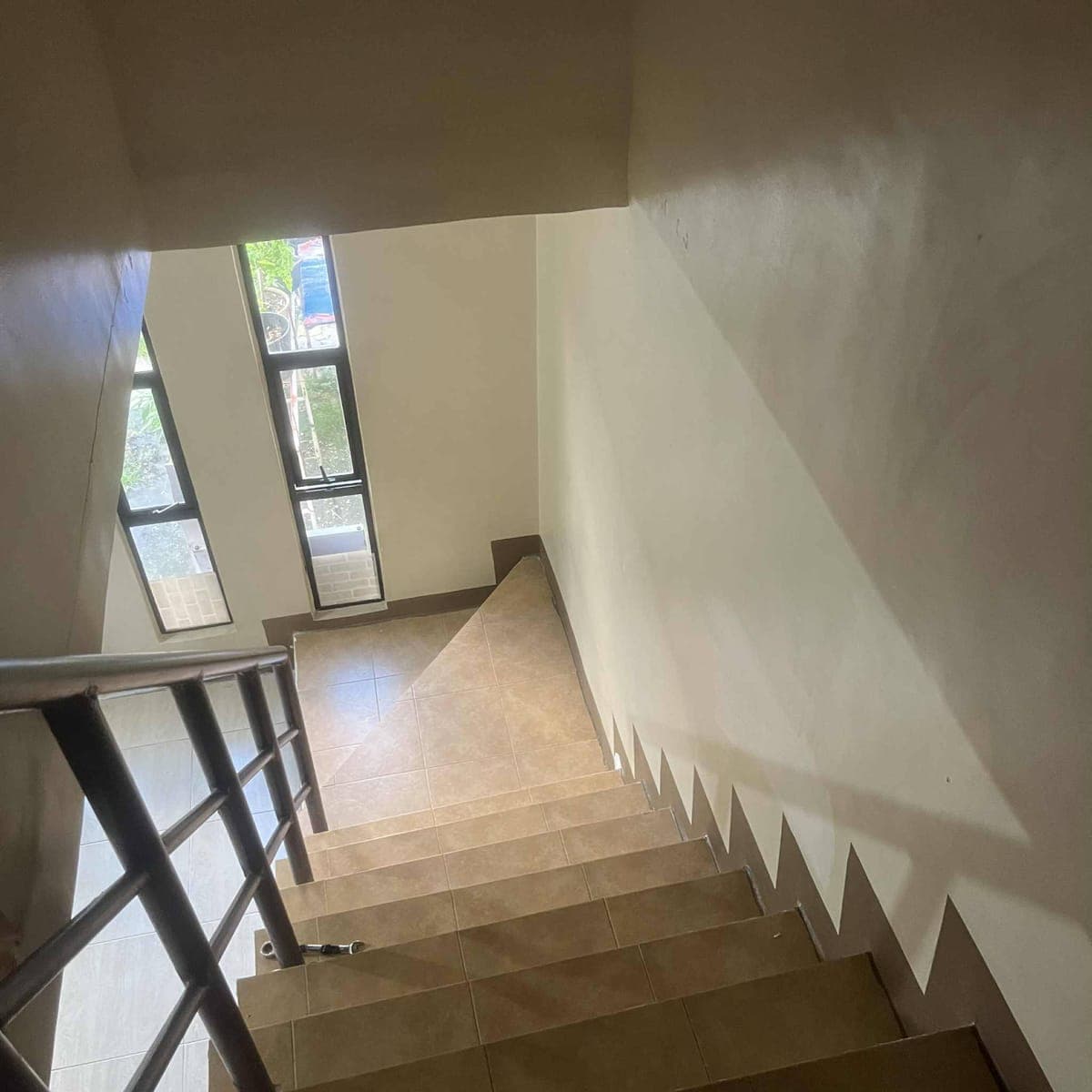 FOR RENT – unfurnished House - photo 5