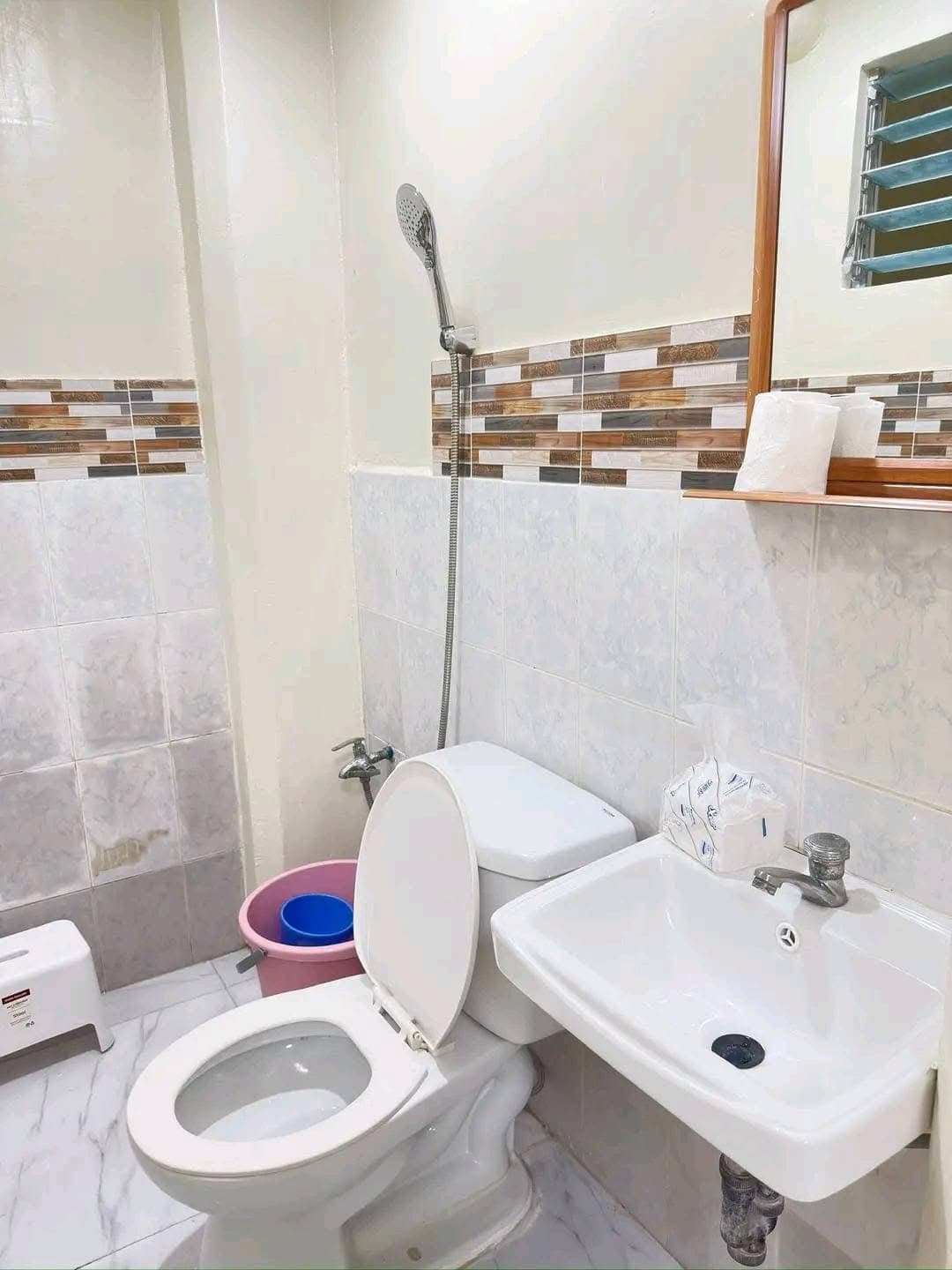 🔥 HOT PROPERTY IN BASAK LAPU-LAPU! 🔥 - photo 1