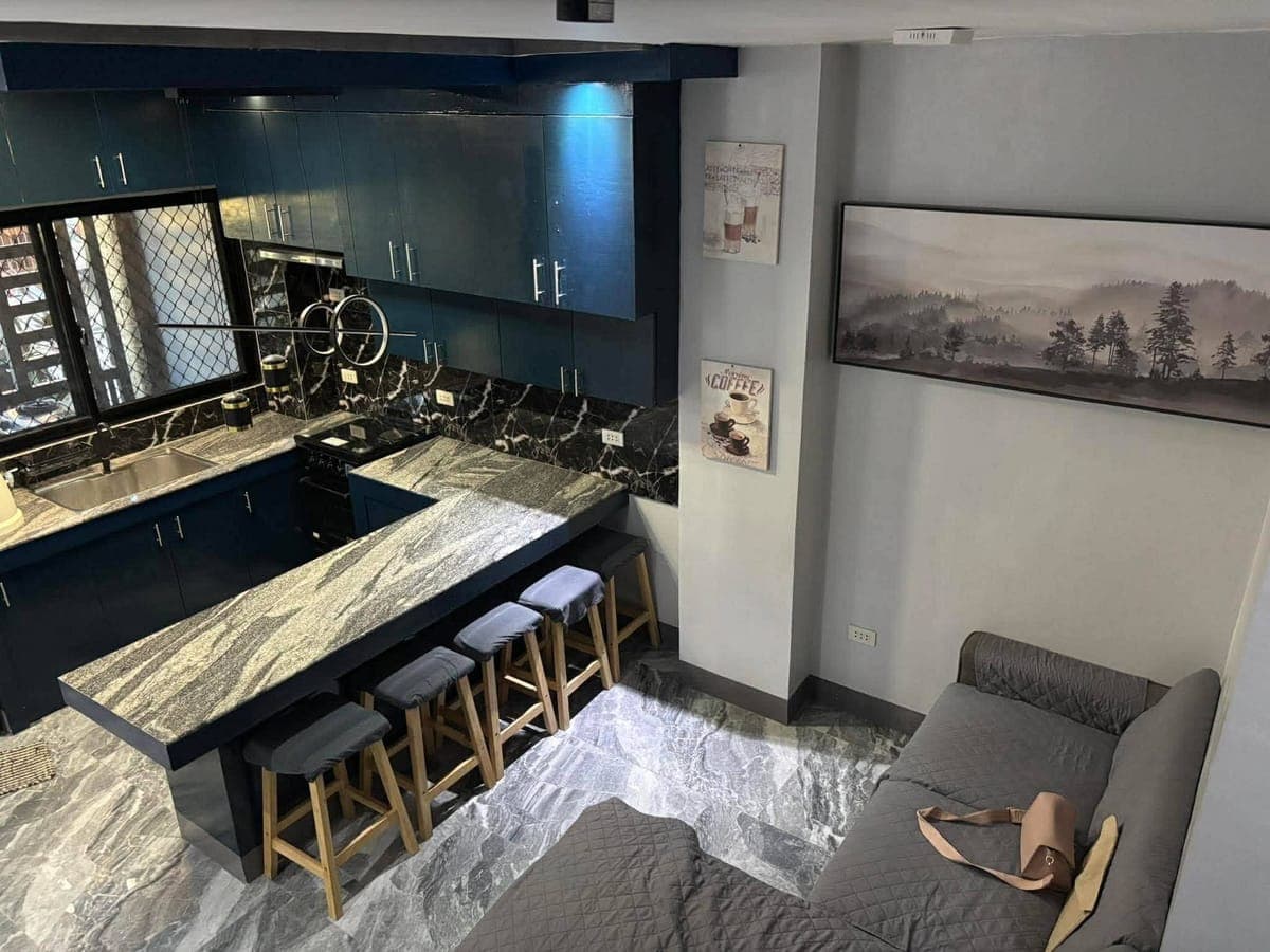 ✨ Newly Renovated 3-Storey House and Lot with Roof Deck✨ - photo 21