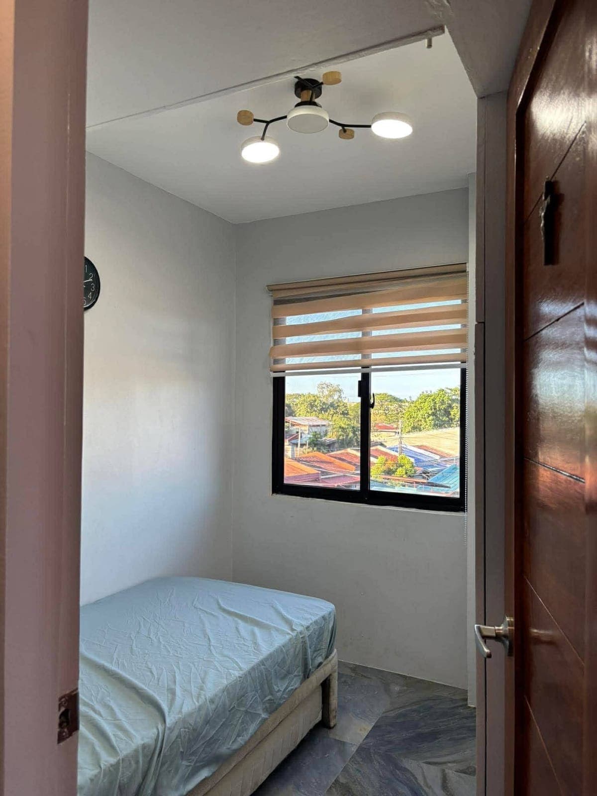 ✨ Newly Renovated 3-Storey House and Lot with Roof Deck✨ - photo 9