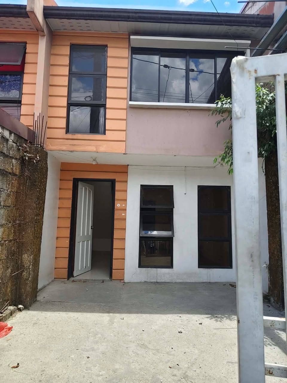 TOWNHOUSE FOR RENT - photo 1