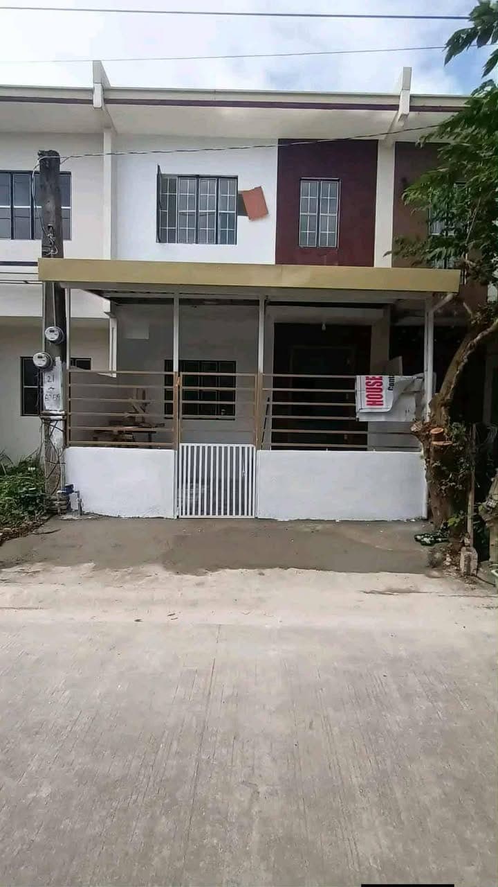 HOISE FOR RENT - photo 1